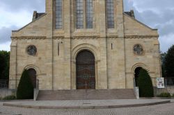 Scorcio della chiesa della cittadina di Altkircch, dipartimento dell'Alto Reno, Alsazia (Francia) - © BOULENGER Xavier / Shutterstock.com