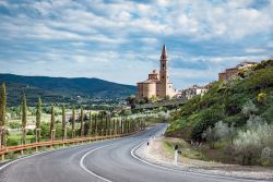 Scorcio panoramico della vallata che accoglie la città di Castiglion Fiorentino, Arezzo.



