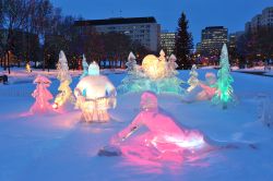 Sculture di ghiaccio a Edmonton in Canada- © 2009fotofriends / Shutterstock.com