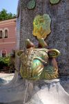 Sculture di manifattura Zsolnay in una fontana della piazza di Pécs, Ungheria - © Dedo Luka / Shutterstock.com