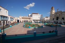Una delle piazze di Santiago de Cuba, Parque Céspedes