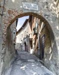 La visita delle stradine del centro di Castiglione Olona: si trova a pochi km da Varese, in Lombardia - © Claudio Giovanni Colombo / Shutterstock.com
