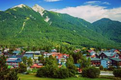 Il resort turistico di Seefeld in estate: siamo in Tirolo, Austria occidentale