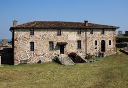 Museo Civico Ornitologico di Lonato del Garda, Lombardia, Italia. Questo interessante spazio museale intitolato a Gustavo Carlotto è ospitato dalla fondazione Ugo da Como nella Rocca ...