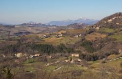 Panoramica delle colline che circondano Camerino, Provincia di Macerata