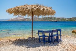 La spiaggia di Pandeli sull'isola di Lero, Grecia. Qui si trova un centro balneare rinomato.
