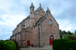 La chiesa di Dunfermline, Scozia, UK. Una bella immagine della St. Margaret's Church, fra gli edifici religiosi storici dell'antica capitale scozzese.
