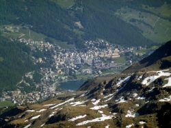 St Moritz vista dalla cima del Piz Corvatsch a 3303 metri
