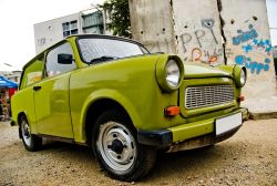 La Trabant la storica utilitaria prodotta dalla Repubblica Democratica Tedesca - © Michal Durinik / Shutterstock.com