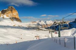 Sulle piste di Canazei all'ombra del Sassolungo, Trentino Alto Adige.  