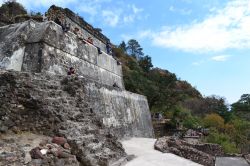 El Tepozteco: la Piramide del Tepozteco è dedicata al dio Tepoztécatl, che secondo la tradizione azteca era associato ai raccolti ed al pulque. Nonostante le ridotte dimensioni, ...