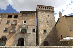 Torreon de Lozoya a Segovia, Spagna - E' situato al civico numero 5 di Plaza de San Marin e rappresenta una delle principali torri difensive della città. Costruita agli inizi del ...