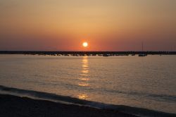 Tramonto in mare, siamo vicino a Sant Agata di Militello in Sicilia