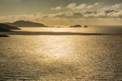 Tramonto su L'Ile-Rousse e la costa della Balagne in Corsica