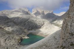 Trekking al laghetto di Antermoia, sul Gruppo del Catinaccio ad ovest di Mazzin, Val di Fassa (Trentino) -  credits Nicola Angeli