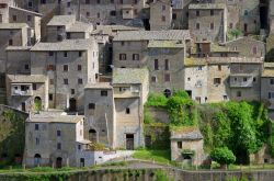 Un dettaglio del centro storico di Grotte di Castro nel Lazio