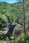 Un ponte a Ester de Cima, villaggio nel Comune di Ester, nei pressi di Viseu, Portogallo.
