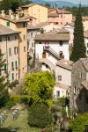 Un suggestivo scorcio dall'alto della cittadina di Spoleto, Umbria.

