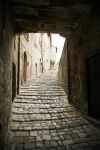 Un suggestivo scorcio del centro storico di Pennabilli, Emilia Romagna.
