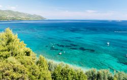 Una bella veduta sul Mare Adriatico a Orebic, penisola di Peljesac (Croazia).
