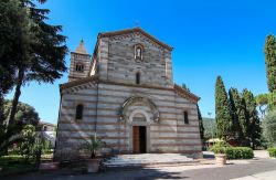 Una chiesa a Marina di Grosseto in Toscana, siamo in Maremma