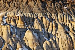 Una fotografia invernale delle Badalnds di Drumheller in Canada  - © 2009fotofriends / Shutterstock.com