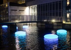 Una installazione del Copenaghen Light Festival in Danimarca