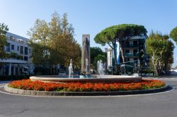 Una rotonda nel centro di Cesenatico, centro balneare famoso per i suoi ristoranti di mare