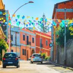 Una strada del centro di Santadi, nel sud della Sardegna - © Roman Babakin / Shutterstock.com