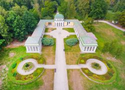 Una suggestiva veduta dall'alto di Frantiskovy Lazne, Repubblica Ceca, città termale fondata nel 1793 - © Kletr / Shutterstock.com