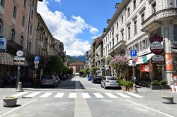 Una veduta di corso Paolo Ferraris a Domodossola, Piemonte - © Nikita Zychowicz / Shutterstock.com