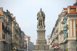 Uno scorcio del centro storico di Cuneo in Piemonte - © mary416 / Shutterstock.com