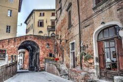 Uno scorcio del centro storico di San Miniato in Toscana - © Hibiscus81 / Shutterstock.com