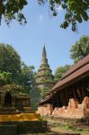 Uno scorcio del Wat Phra That Chedi Luang a Chiang Saen, Thailandia. Nonostante l'usura del tempo, questo tempio mantiene intatto il suo fascino. E' stato in parte danneggiato da un ...