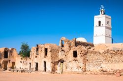 Uno scorcio della cittadina di Medenine, Tunisia: siamo nel mezzo della Gefara tunisina, sulla strada principale per la Libia.
