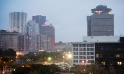 Uno scorcio della cittadina di Rochester, stato di New York (USA) al crepuscolo.

