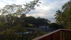 Uno scorcio dell'isola di Contadora, Panama, dal balcone di un resort. Siamo in una delle destinazioni turistiche più costose e desiderate delle Americhe. Un tempo, proprio in questi ...