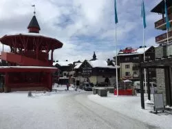 Uno scorcio invernale del villaggio di Ruka, nei pressi di Kuusamo, Finlandia - © KeskiHeikkila / Shutterstock.com