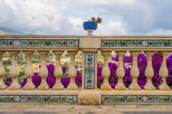 Uno scorcio raffinato fotografato a Santo Stefano di Camastra in Sicilia