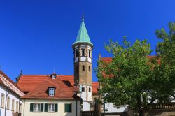 Veduta del Deutschordensmuenster a Heilbronn, Germania. Chiesa cattolica costruita dall'Ordine Teutonico, risale al XIII° secolo ed è dedicata ai santi Pietro e Paolo.
