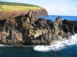 Veduta della costa rocciosa di Rapa Nui, Oceano Pacifico, Cile - © 23031280 / Shutterstock.com