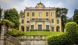 Villa Margherita è una delle ville storiche più belle e famose del Lago di Como. Si trova a Griante, in Lombardia.