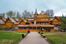 Il villaggio-museo di Gorodets (Gorodec) nei pressi di Nizhny Novgorod (Russia) si trova a meno di un'ora d'auto dal capoluogo - foto © Elena Mirage / Shutterstock.com 