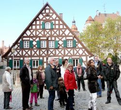 Visita guidata nel centro storico di Zirndorf, organizzata dal museo cittadino - © museum zirndorf - CC BY-SA 3.0 - Wikimedia Commons.