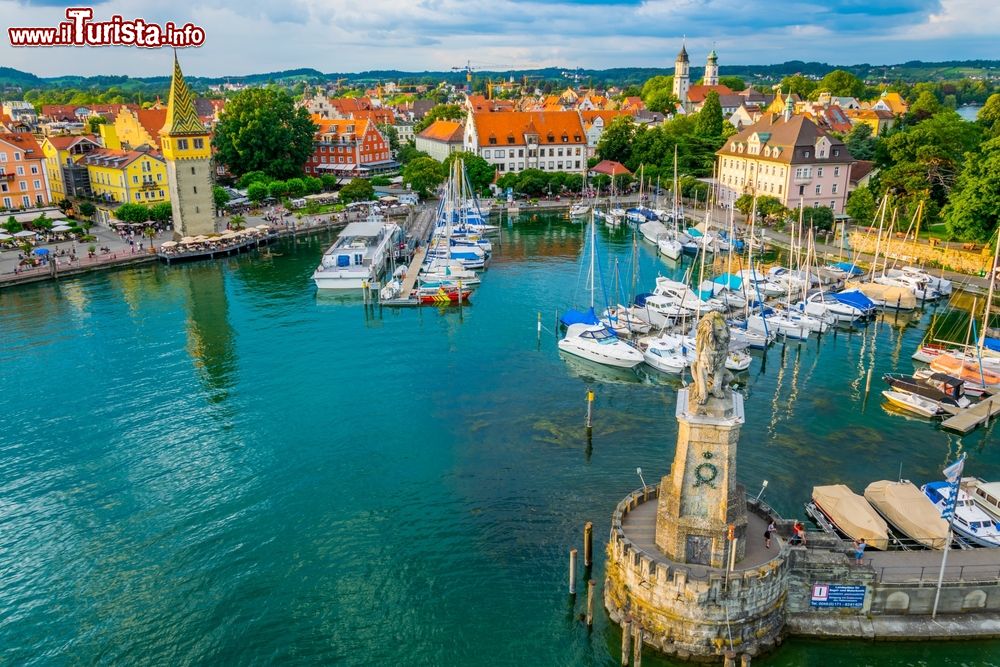 Il porto di Lindau, Germania