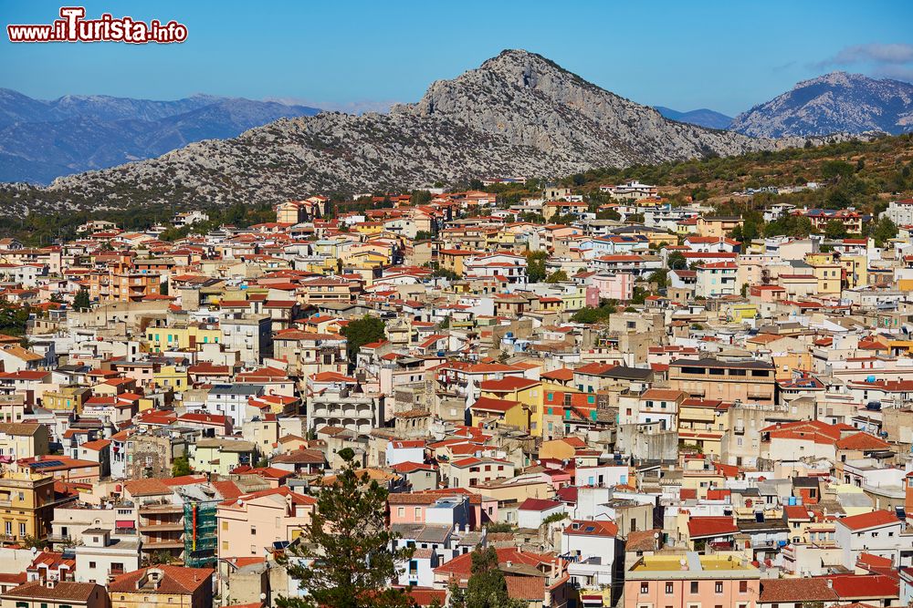 Immagine Vista aerea di Dorgali cittadina della Sardegna orientale