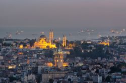 Istanbul by night: la Torre di Galata in primo ...
