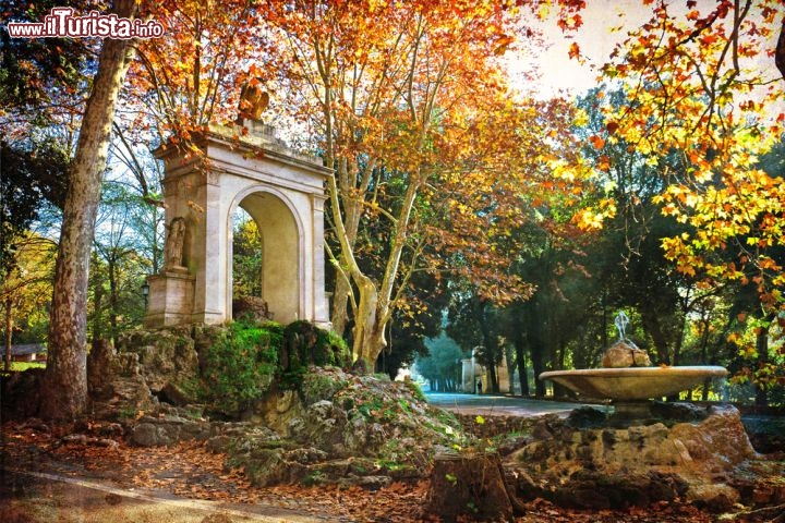 Immagine Il giardino di Villa Borghese Pinciana, a Roma, fotografato in autunno - © lapas77 / Shutterstock.com