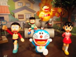 Tutti i personaggi di Doraemon al Museo in Giappone dedicato ai suoi creatori - © Fujiko-museum.com