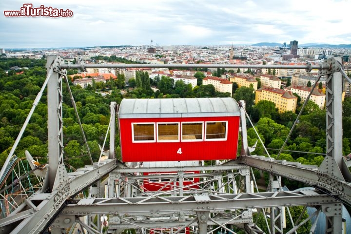 Immagine In cima alla ruota panoramica del Prater di Vienna - © Alexander Tolstykh / Shutterstock.com